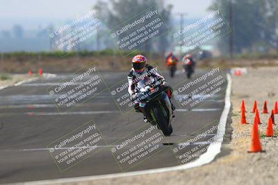 media/Sep-20-2025-TrackDaz (Sat) [[27f0cde673]]/A Group/2pm (Turn 9)/